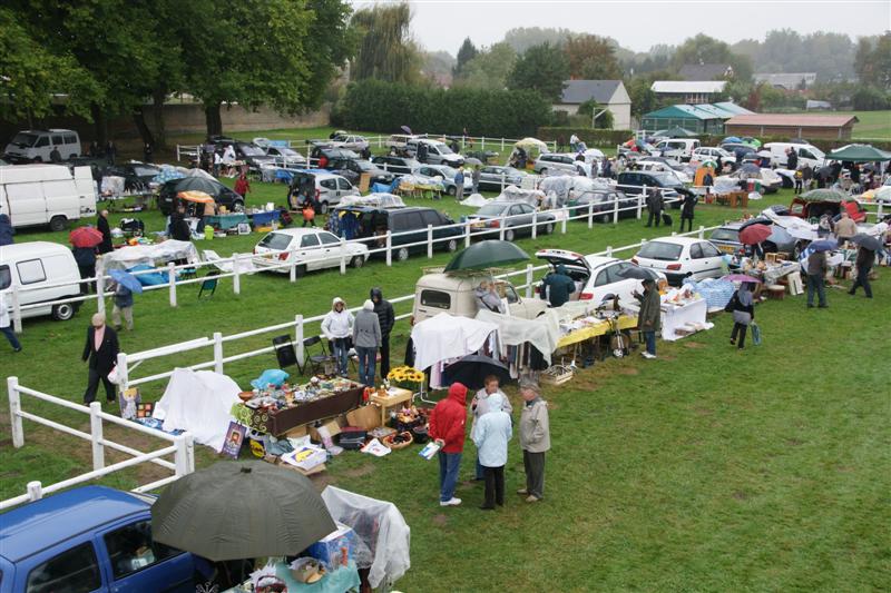 Lire la suite à propos de l’article Vide-greniers à Châteauroux